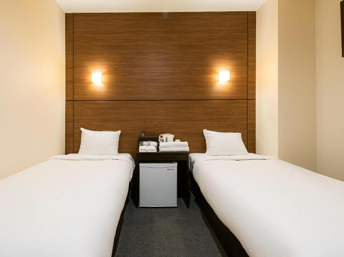 Oyo Hotel Plaza In Namba Minami Osaka