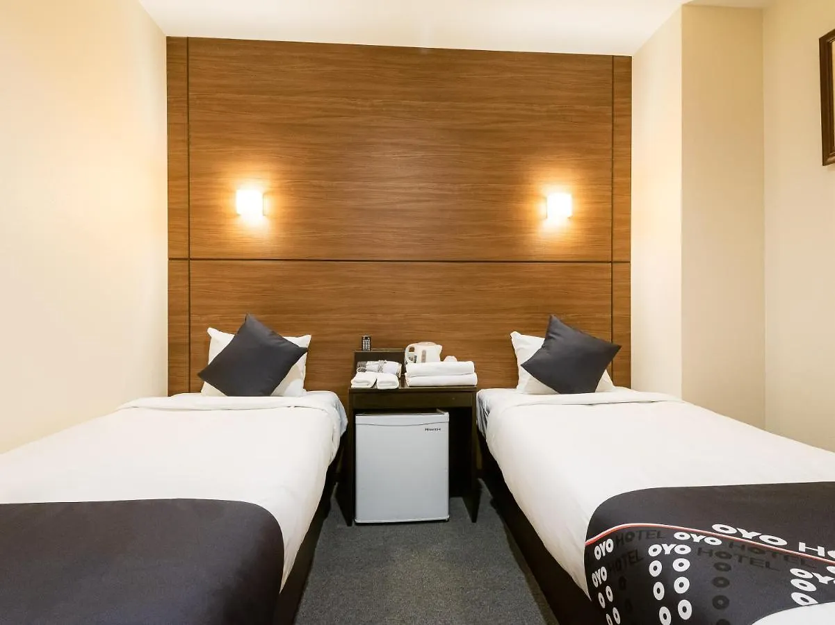 Oyo Hotel Plaza In Namba Minami Osaka